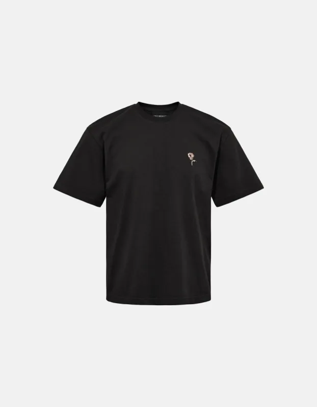 Roots Embroidery T-shirt - Black sold by Han Kjøbenhavn