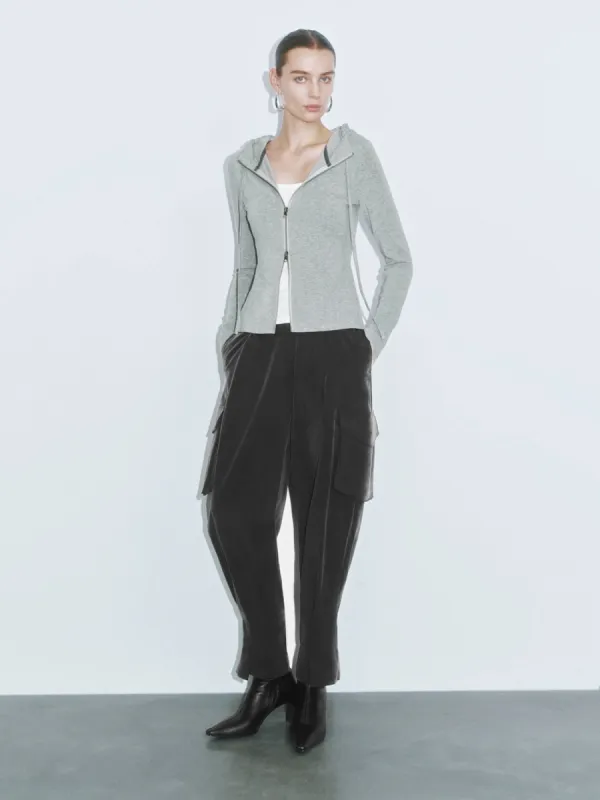 Velvet Carrot Fit Pants sold by Urban Revivo