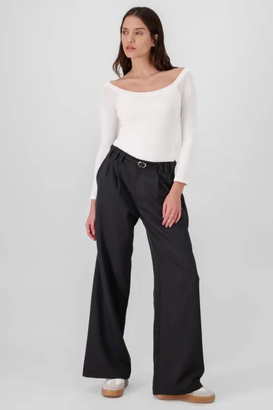 Pantalon amplio detalle cinturon sold by Shasa