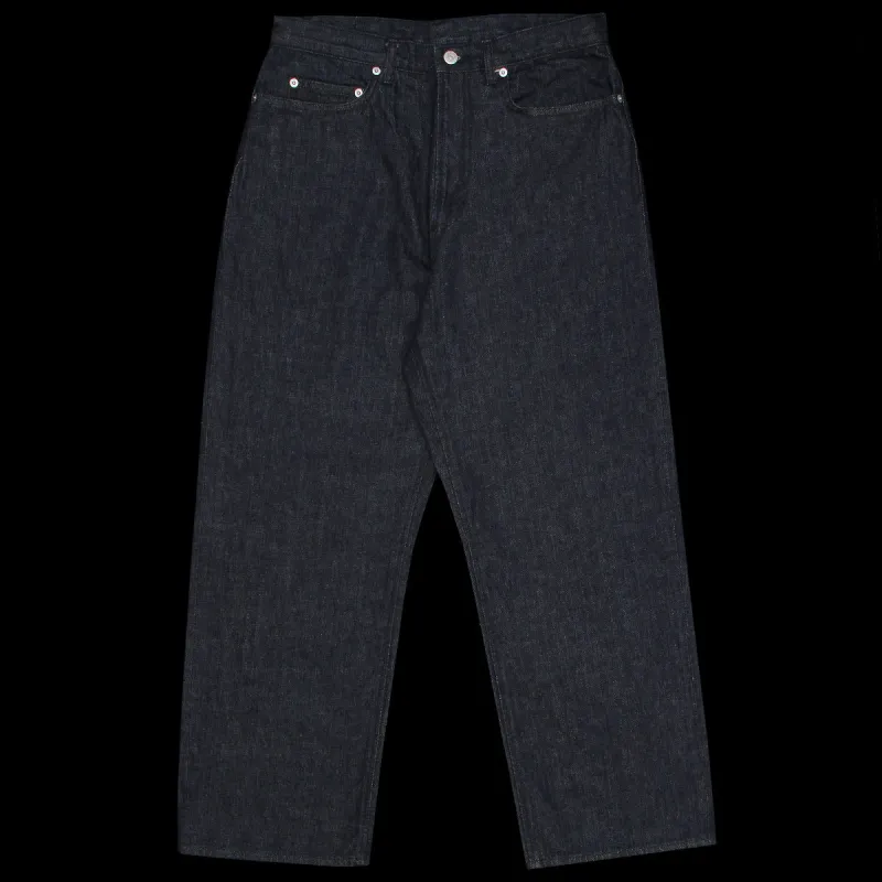 Robson Jean sold by Premier