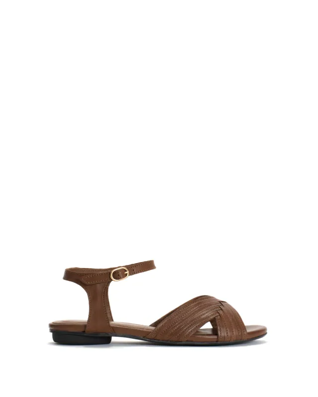 Niabi 10 Silky lamb Hazelnut sold by Anonymous Copenhagen