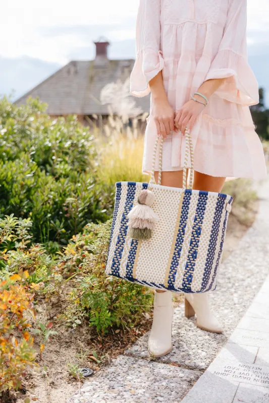 Ocean Pearl Citron Tote by Squeeze de Citron sold by Hermoza