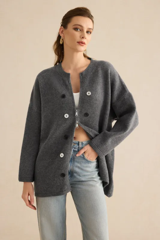 Strik cardigan med knap sold by Micas