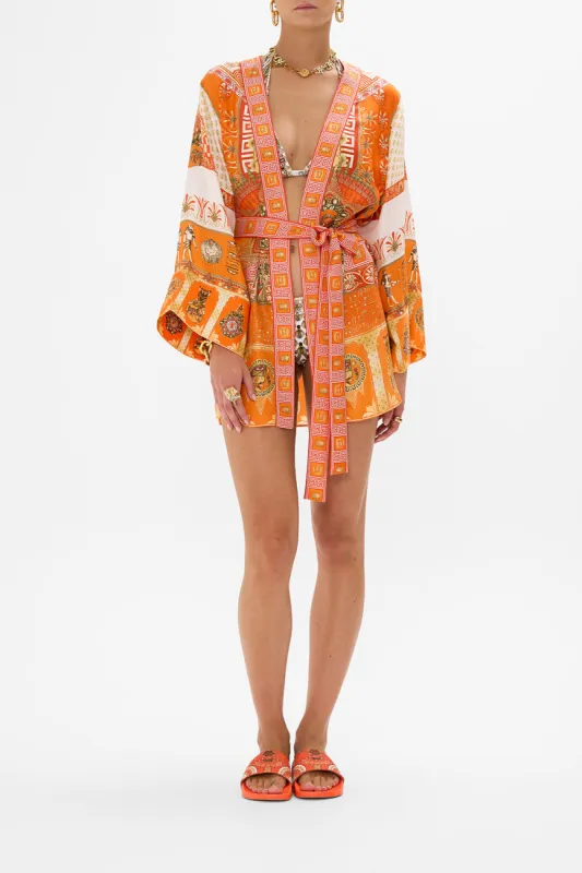 SHORT KIMONO WRAP THE OBELISK GATE sold by Camilla