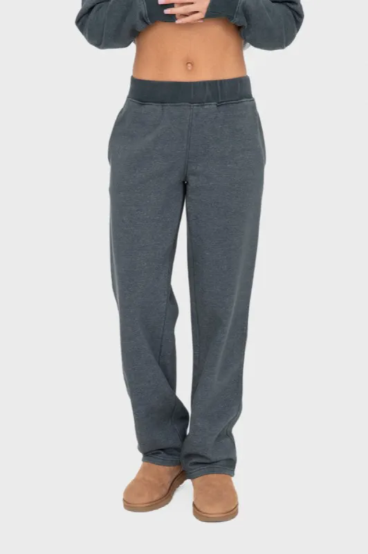 Mono B Elastic Waist Fleece Pants with Pockets sold by Charming Charlie