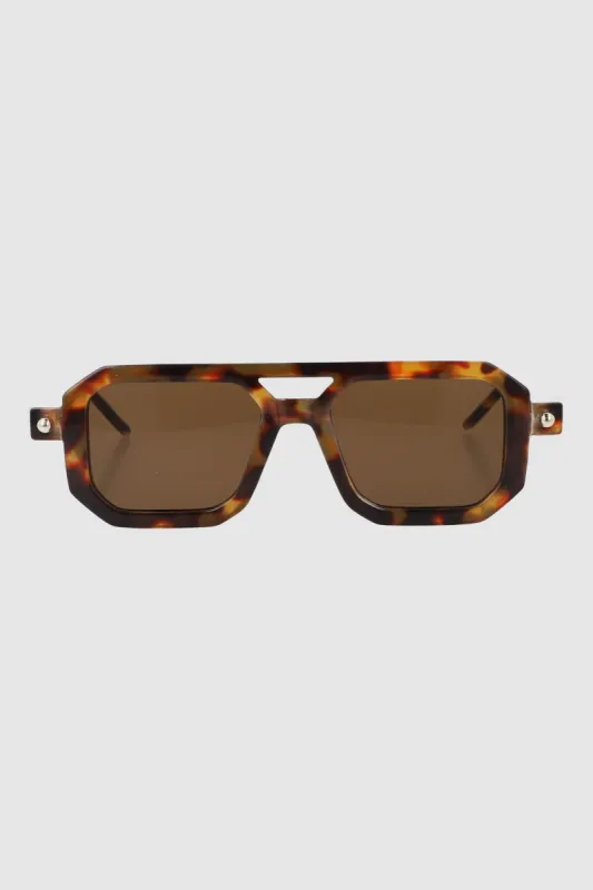 Lentes aviador cuadrados sold by Shasa