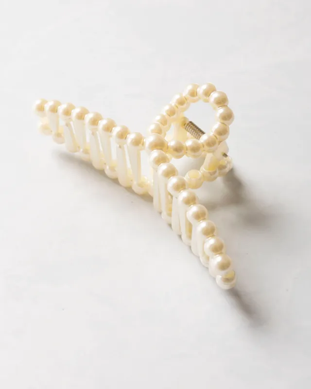 Oval - Pearl Hair Claw Clips - Josslyn by Wall to Wall sold by Printfresh