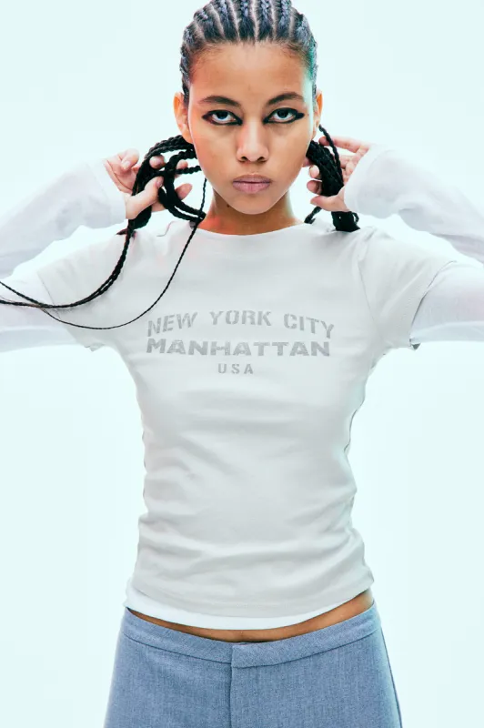 Fitted T-shirt sold by H&M