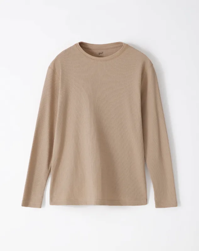 Camiseta relaxed fit manga larga kaki sold by Gef