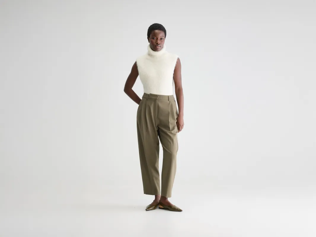Valdo tailored trousers (251 / W / FOREST) sold by Bellrose