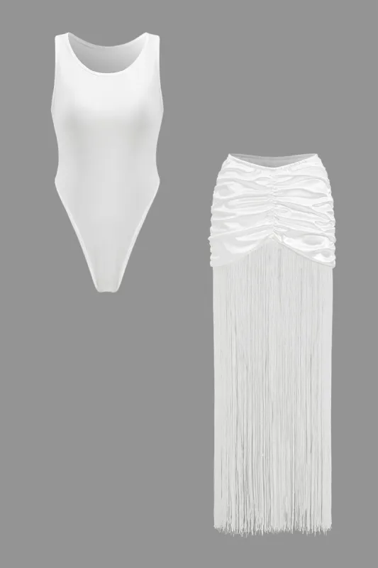 Ærmeløs bodysuit og ruched frynse nederdel sæt sold by Micas