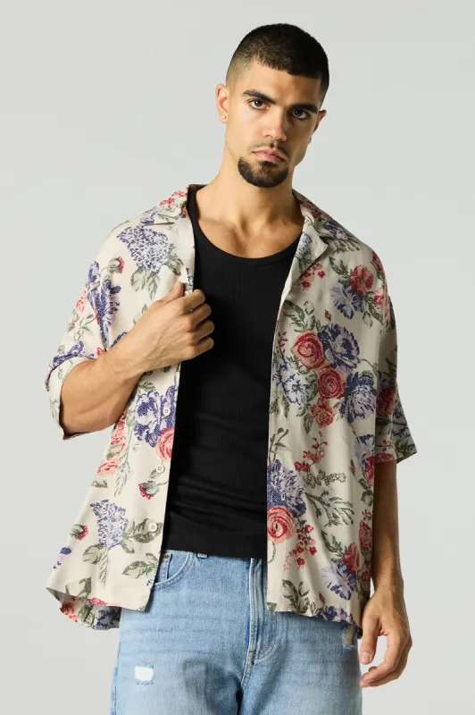 Haut boutonné à manche courte et imprimé floral sold by Urban Planet