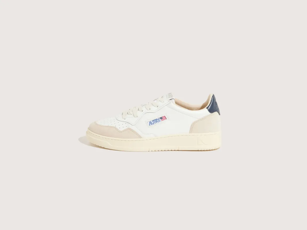 Medalist Low for Men (251 / M / NAVY) sold by Bellrose