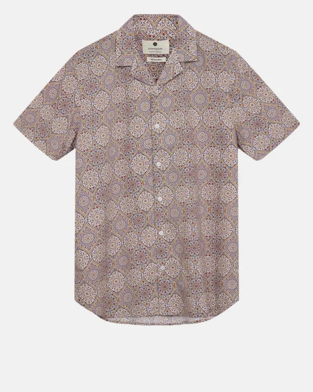 AKLEO S/S POPLIN AOP  - Golden Yellow sold by anerkjendt