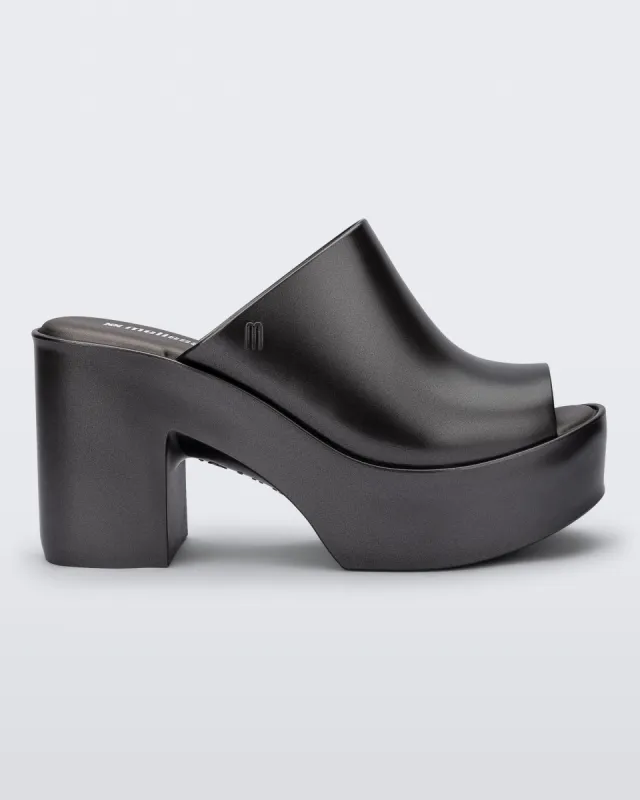 Mule Hype sold by Melissa