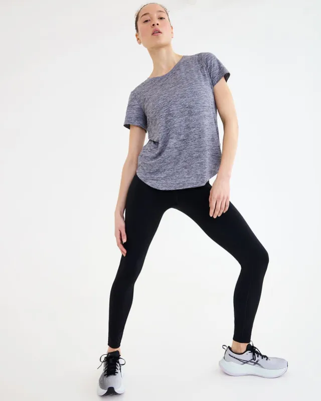 High-Rise Pulse Legging with Pockets - Hyba sold by RW&CO.