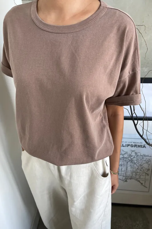 Her Tee - Chocolat sold by Le Bon Shoppe