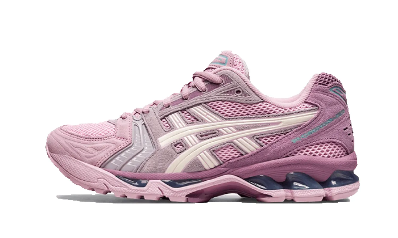 ASICS Gel-Kayano 14 Barely Rose sold by Addict Sneakers