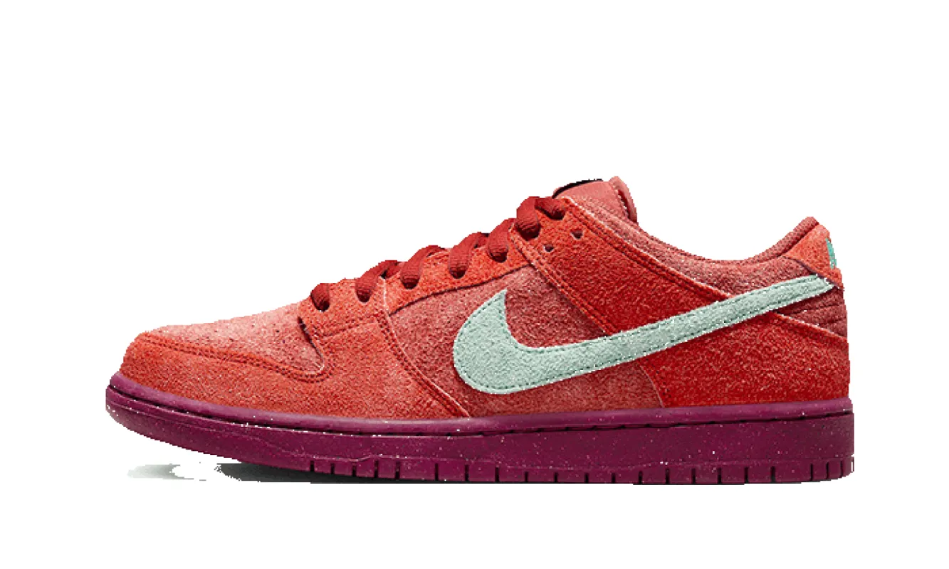 Nike SB Dunk Low Mystic Red sold by Addict Sneakers