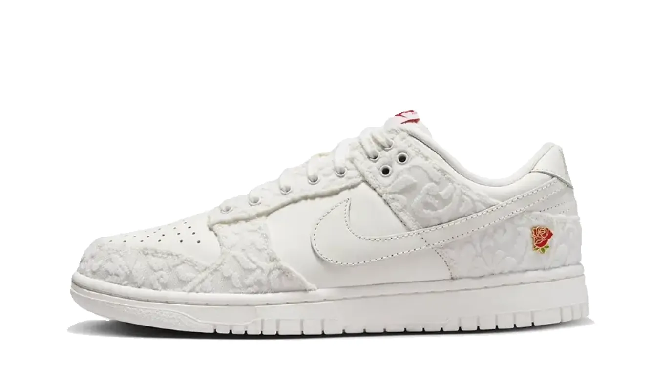 Nike Dunk Low Give Her Flowers sold by Addict Sneakers
