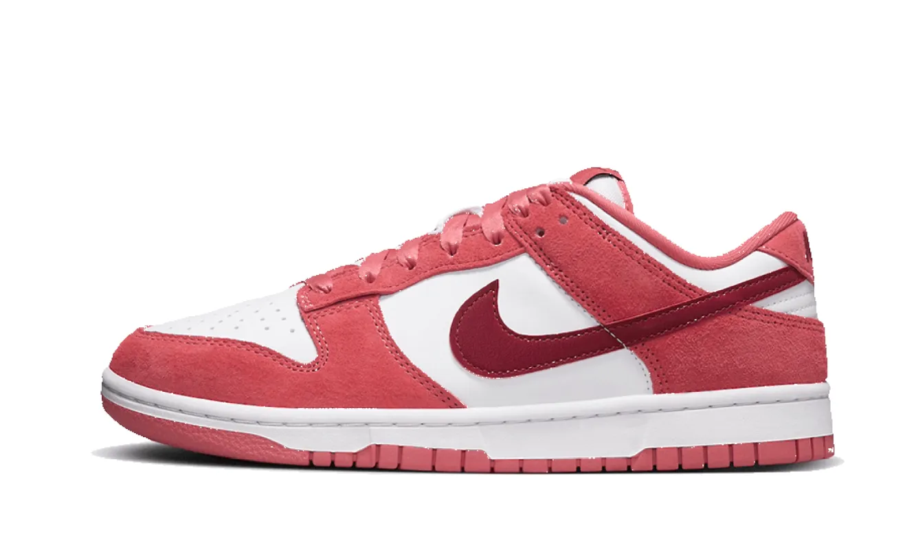 Nike Dunk Low Valentine's Day sold by Addict Sneakers