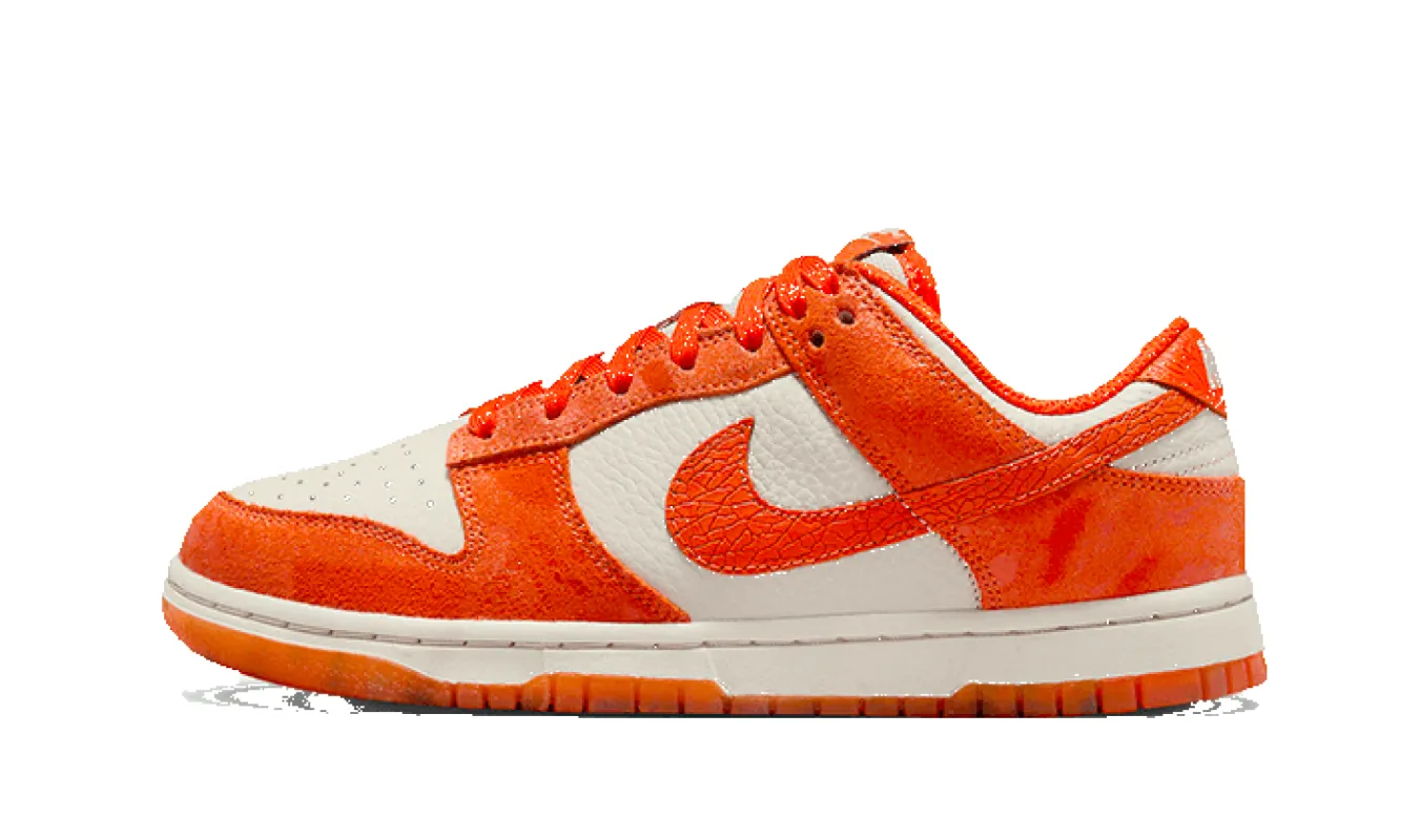 Nike Dunk Low Cracked Orange sold by Addict Sneakers