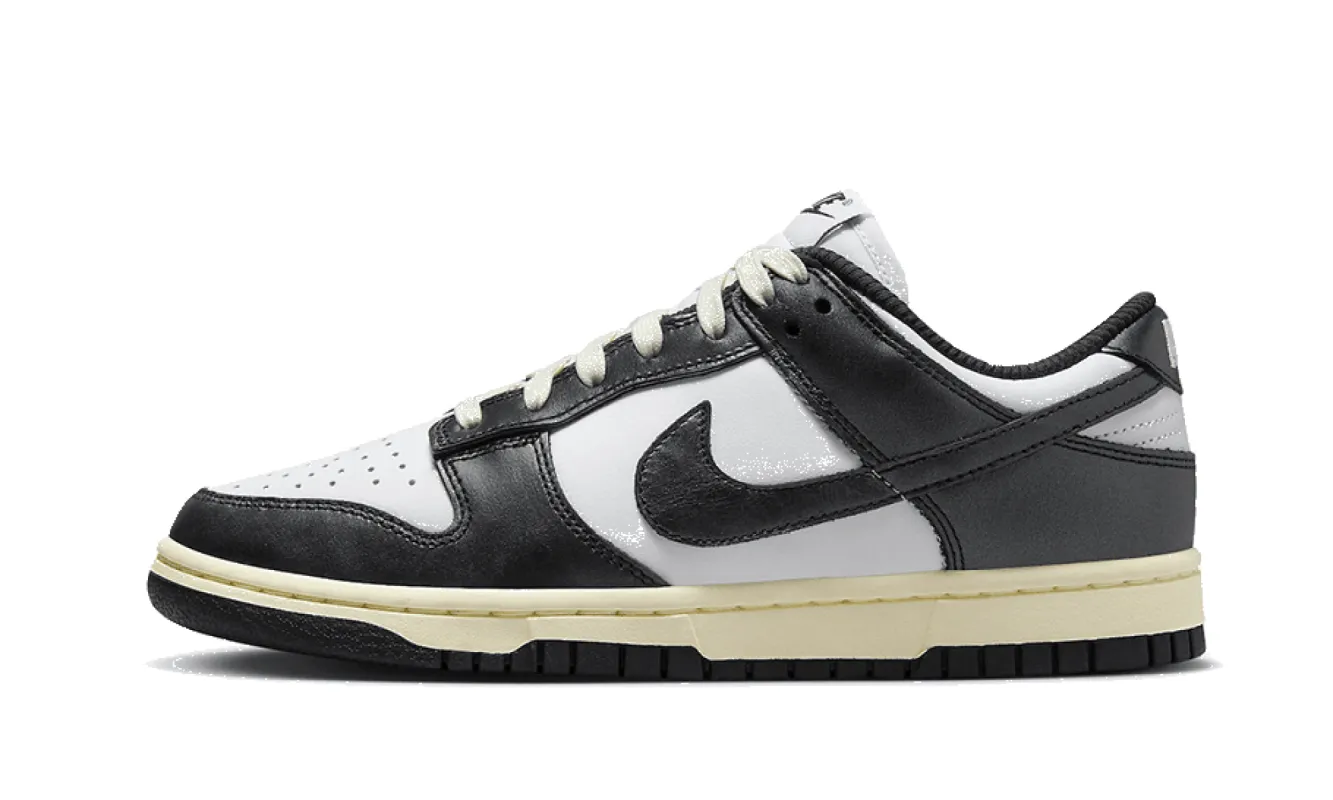 Nike Dunk Low Vintage Panda sold by Addict Sneakers