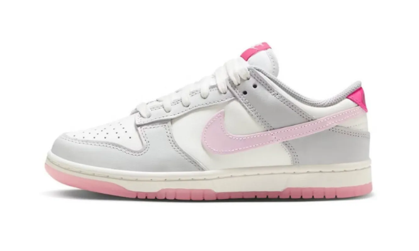 Nike Dunk Low 520 Pack Pink sold by Addict Sneakers