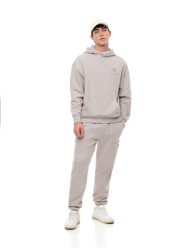 Jogger regular fit tiro medio cafe sold by Gef