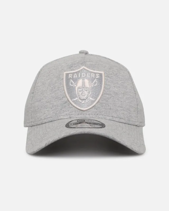 New Era Las Vegas Raiders 'Cozy' 9FORTY A-Frame Strapback Heather Grey sold by Culture Kings