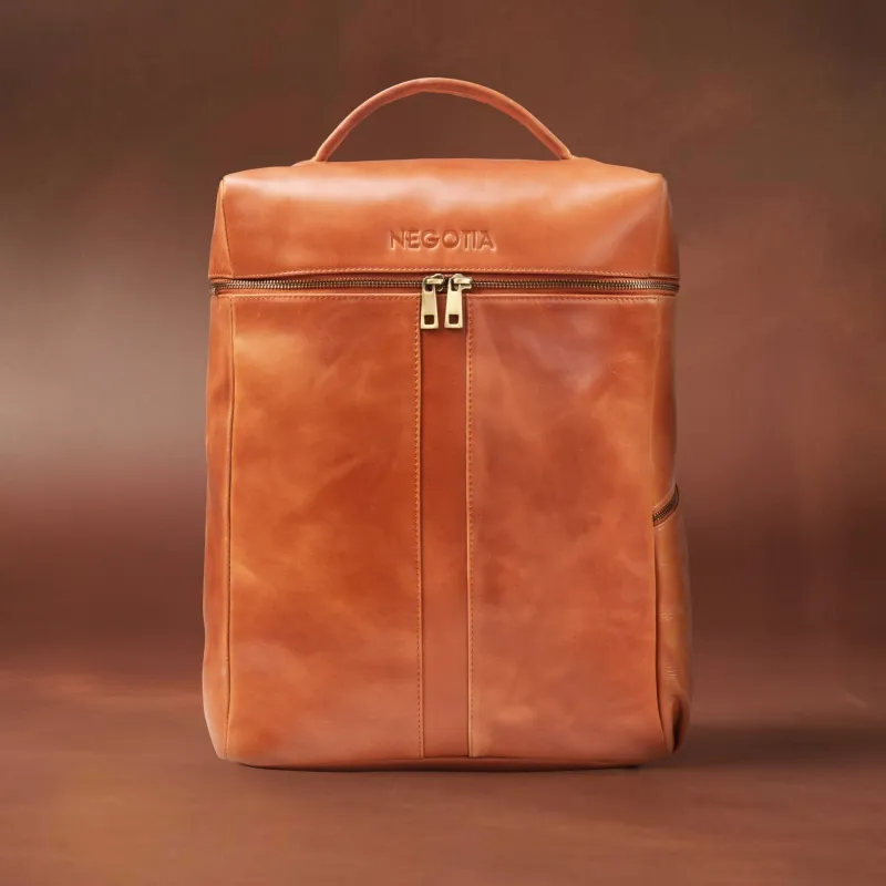 Alpha Travel Rugzak Bruin sold by Negotia Leather
