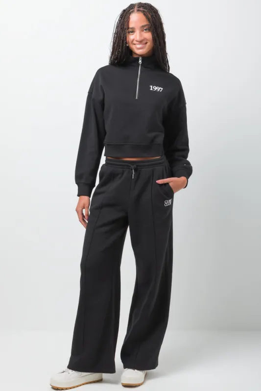 Wide Leg Jogger Black sold by Ackermas