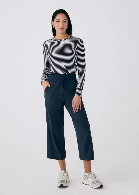 Momentum Cropped Pants sold by Lole