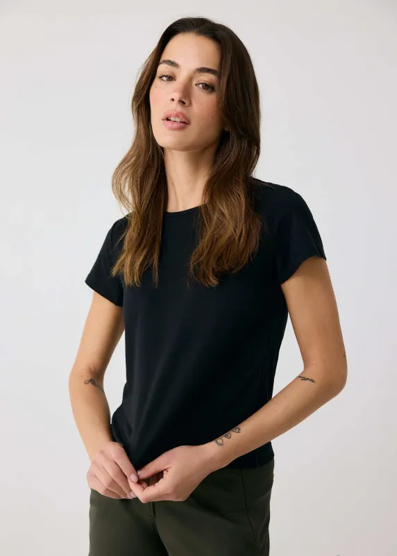 Dynamic Short Sleeve Shirt sold by Lole
