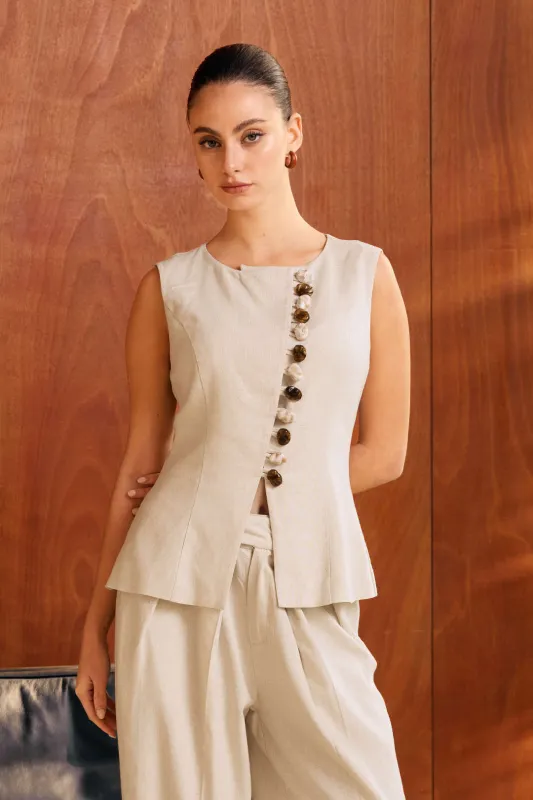 Linnedknap top sold by Micas