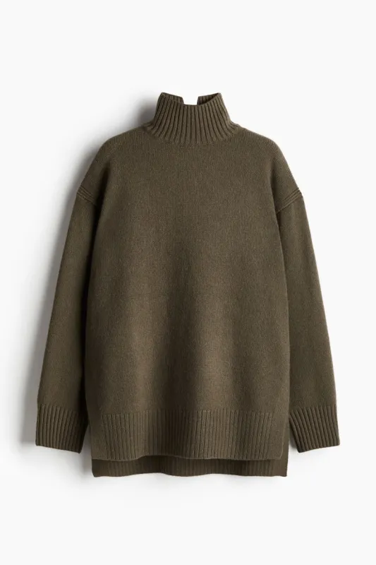 H & M - Oversized polo-neck jumper - Beige sold by H&M
