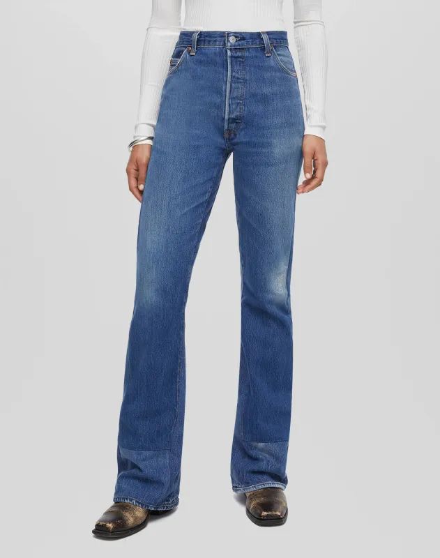 Levi's Riding Jean sold by Re/Done