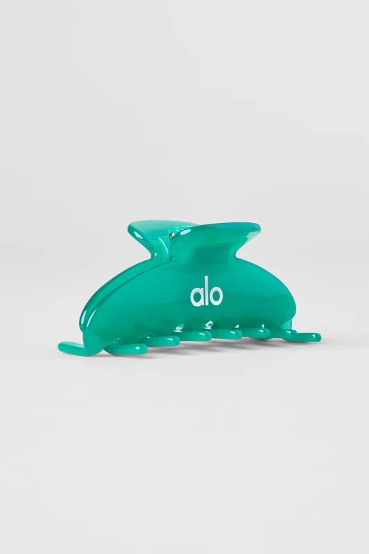 90's Claw Clip - Spruce Green Clear sold by Alo Yoga