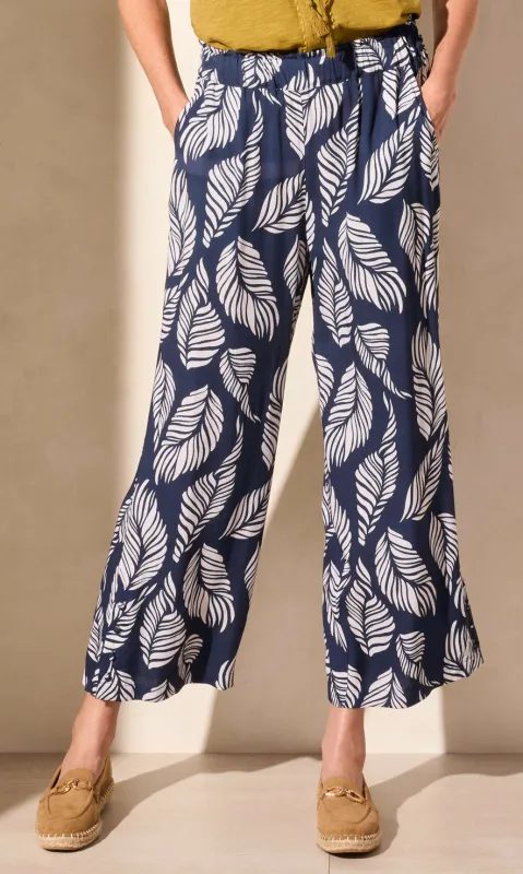 Pull On Ankle Pant W/ Hem Vent sold by Revolution Boutique