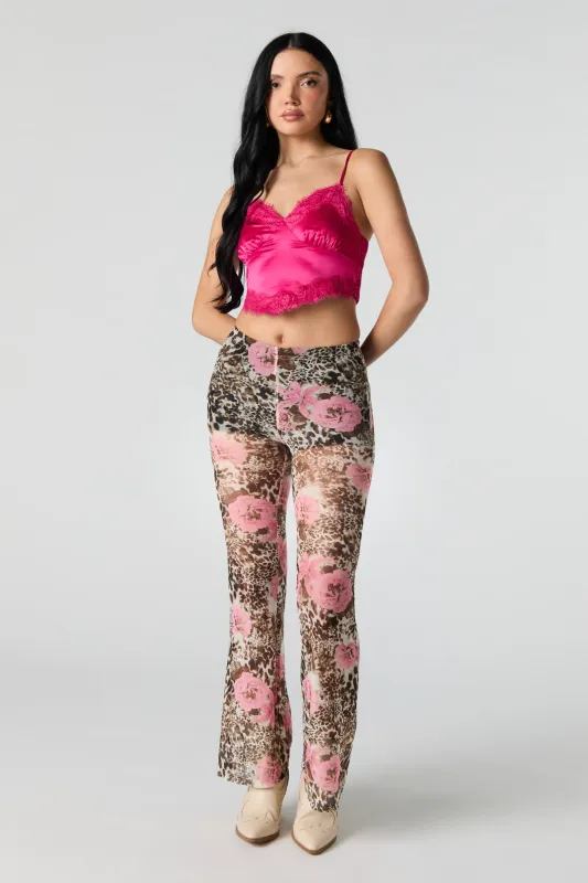 Pantalon à jambe évasée en filet imprimé sold by Urban Planet