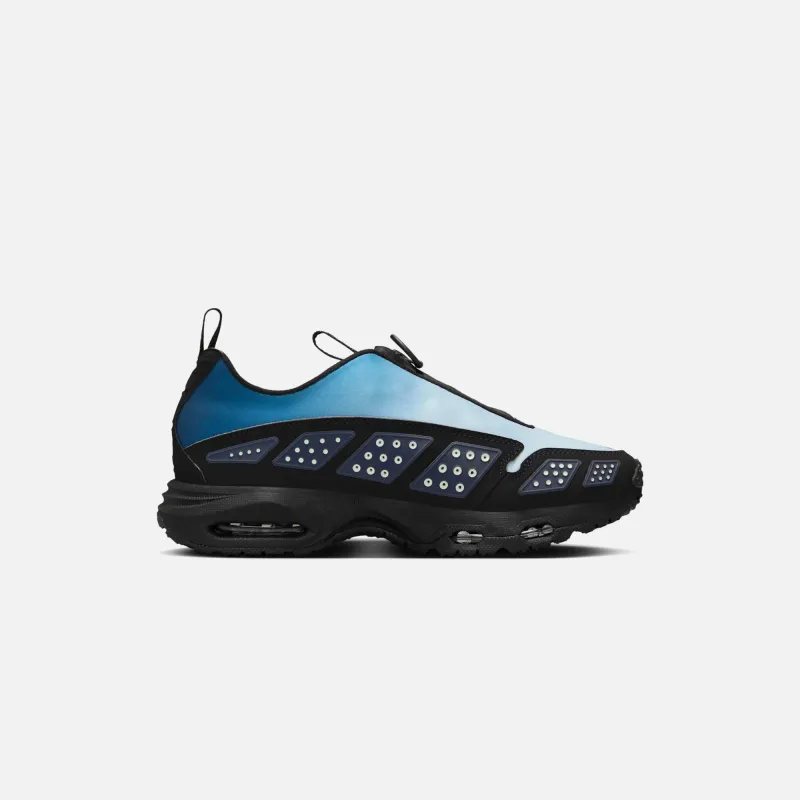 Nike WMNS Air Max SNDR - Fade Obsidian / Black / Grey Haze sold by Kith