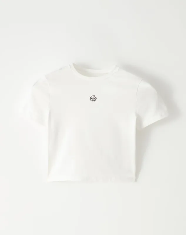 Camiseta slim fit manga corta blanca sold by Gef