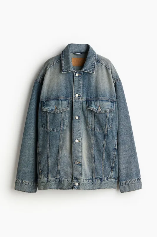 H&M - Oversized denim jacket - Blue sold by H&M