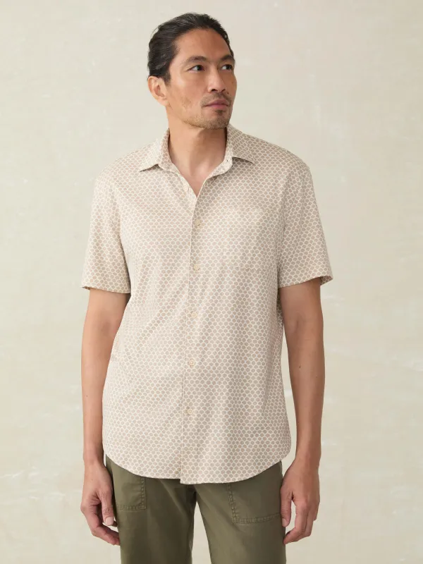 Short-Sleeve Hermosa Shirt - Island Sand Fishscale sold by Faherty