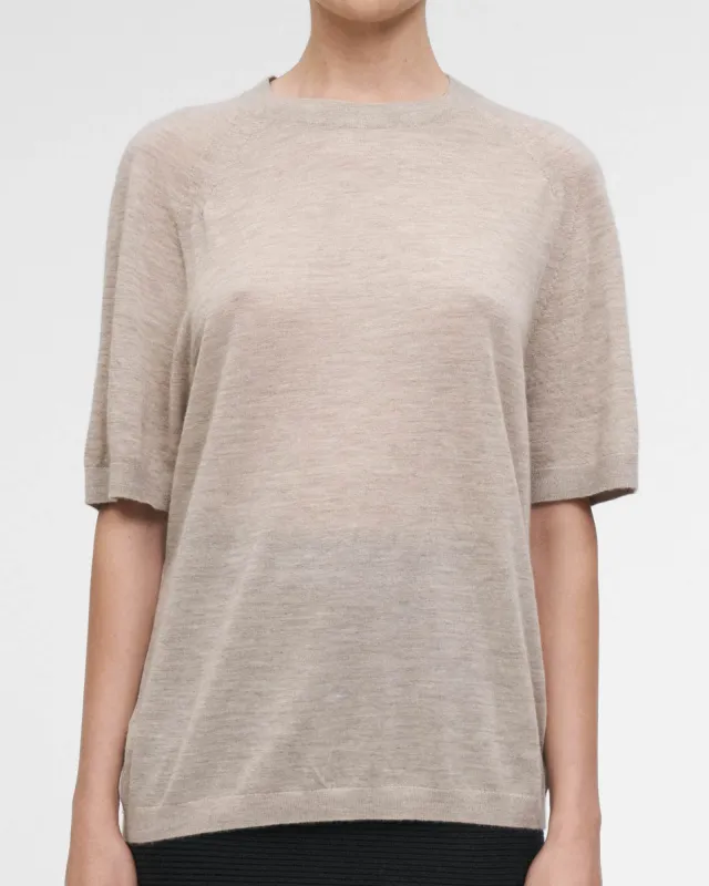 Oversized T-Shirt sold by TNT Fashion