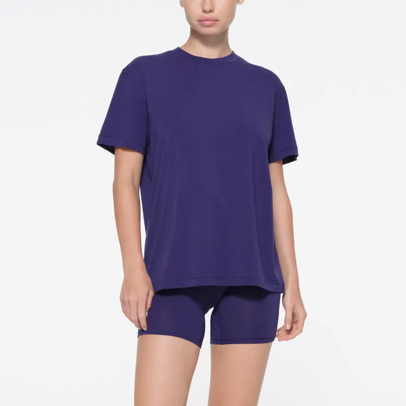 SKIMS T-Shirt | Blue | Medium | Boyfriend sold by SKIMS
