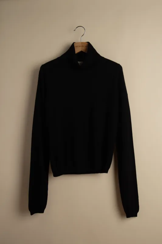 MIYO black sold by ça va de soi