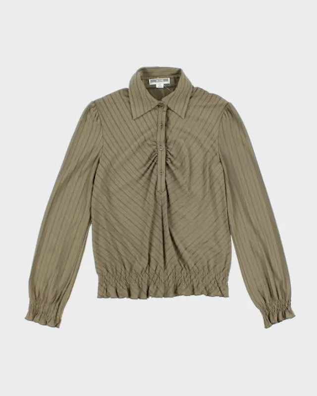 Vintage Y2k 00s Simple Life Quarter-Button Blouse - M sold by Rokit