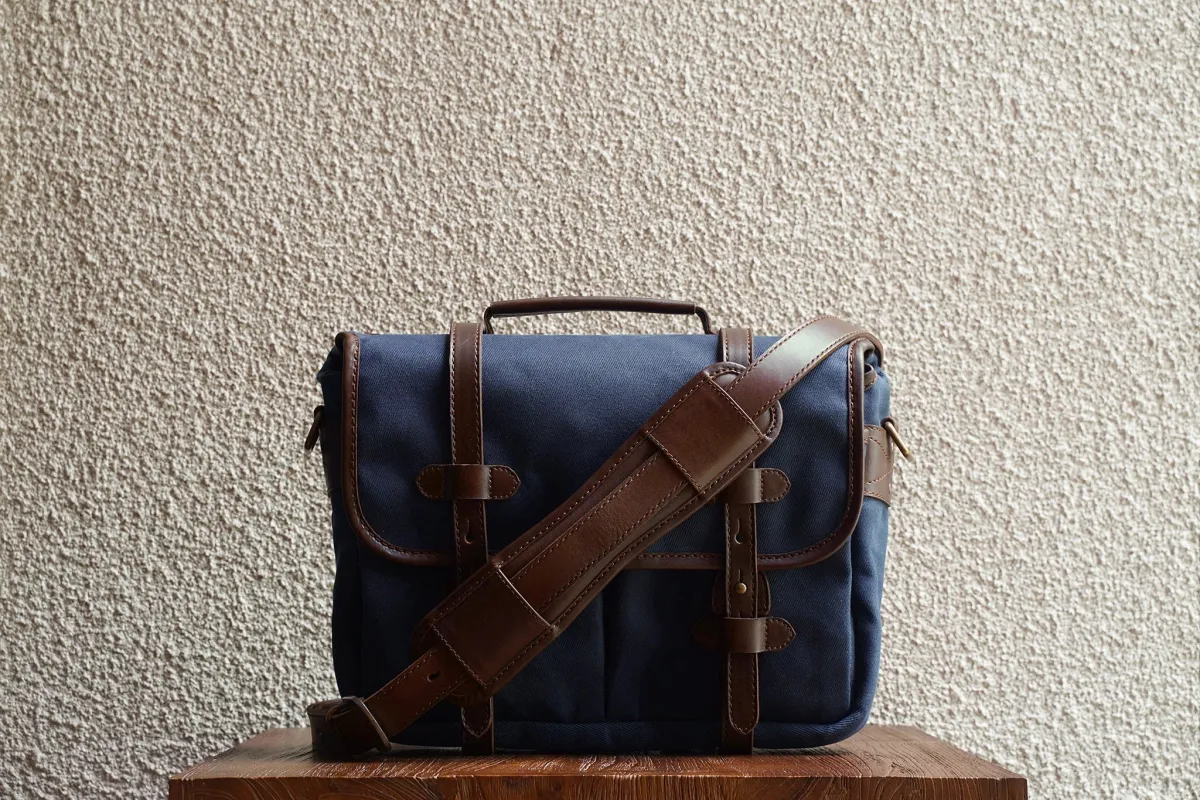 Rana 13/Navy - Waxed Twill sold by Cravar
