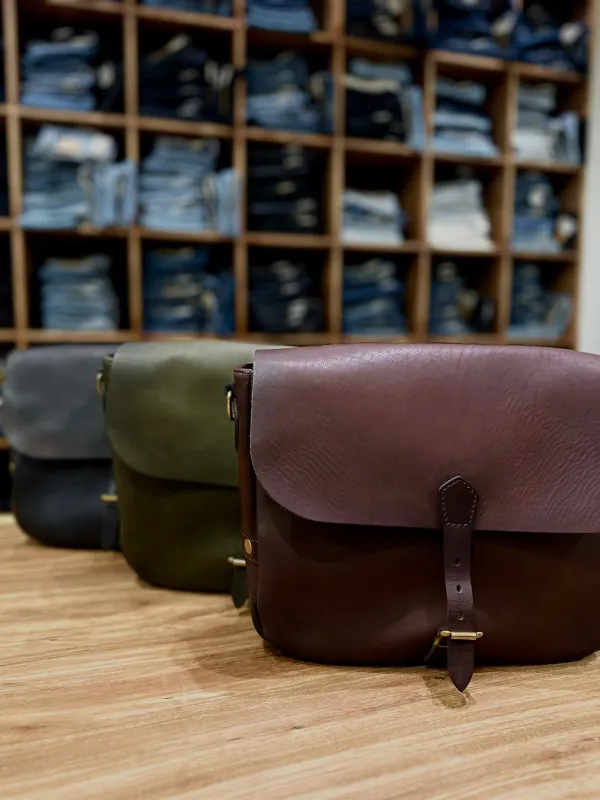 【VASCO】60s經典郵差包中號 Leather Postman Shoulder Bag - Regular sold by Blue Beach Denim